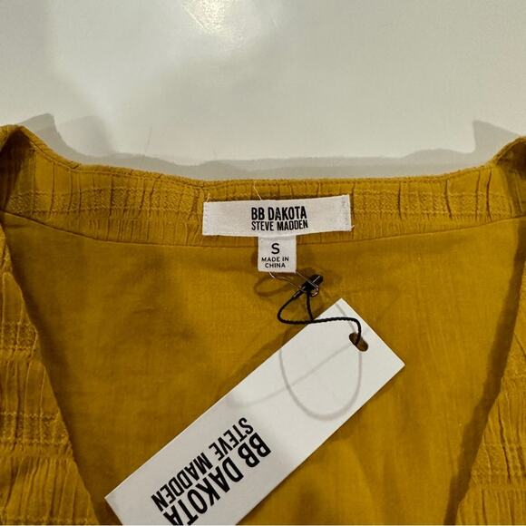 BB Dakota by Steve Madden Soft and Found Mustard Yellow Short Sleeve Dress Sz S - Picture 8 of 10